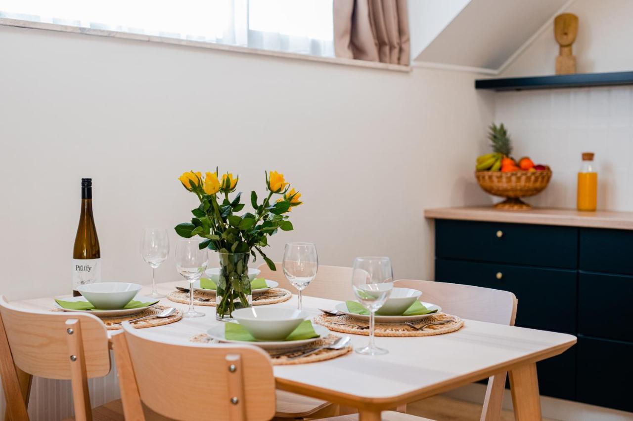 H11 Rooms Esztergom Eksteriør billede
